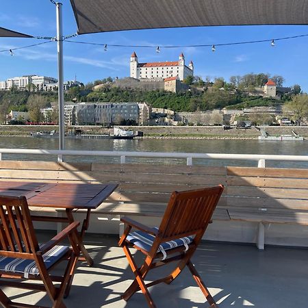 Orient Express Istanbul By Zazi Apartamento Bratislava Exterior foto